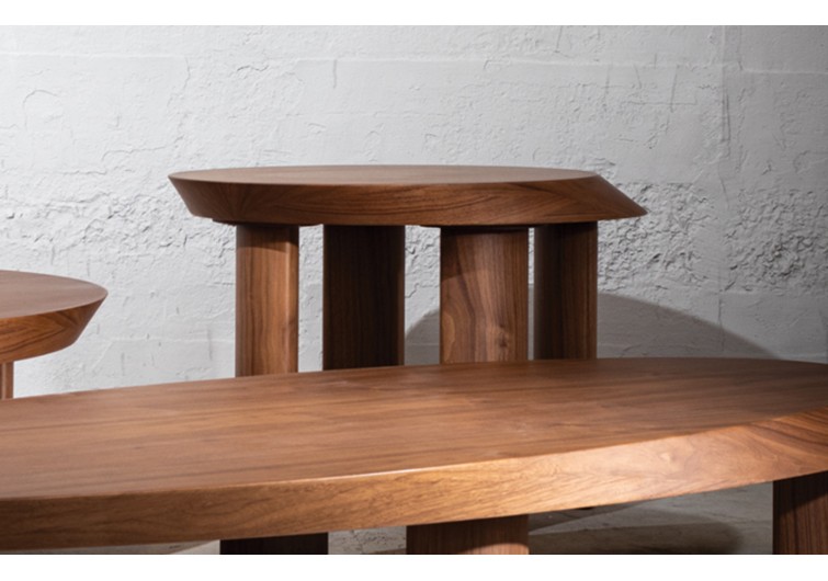 Журнальный столик Mission из натуральной древесины. 